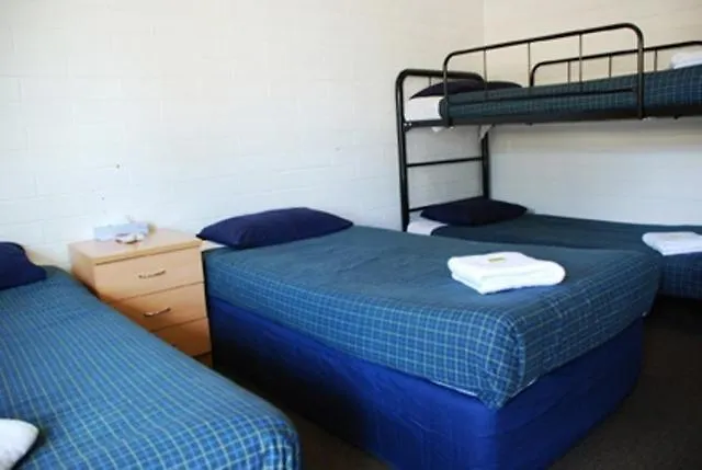 Hotel Greenleigh Central Canberra Motel